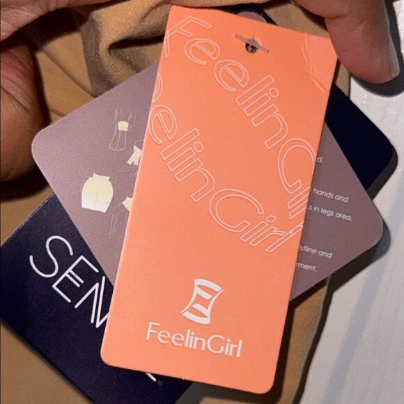 Shapewear Tummy Control Seamless Sculpting Hip Enhancer Body Shaper M/L NWT - Picture 8 of 12